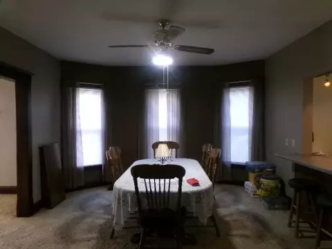 1248 S Walnut Ave, Freeport, IL 61032 photo 5