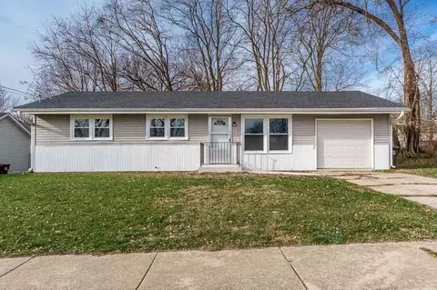 729 Cambridge Ave, Rockford, IL 61101