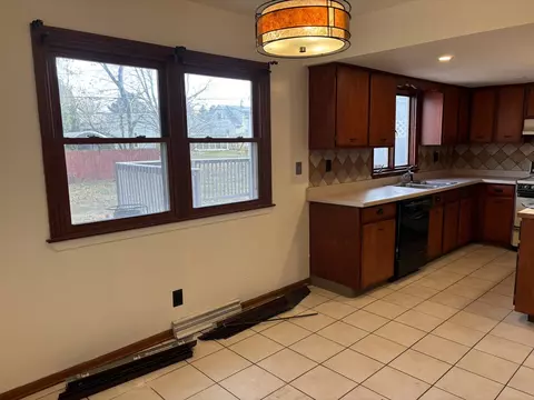 4229 Pinecrest Rd, Rockford, IL 61107 photo 10