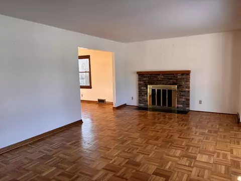 4229 Pinecrest Rd, Rockford, IL 61107 photo 5