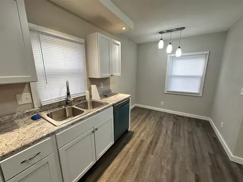 808 S Blackhawk, Freeport, IL 61032 photo 8
