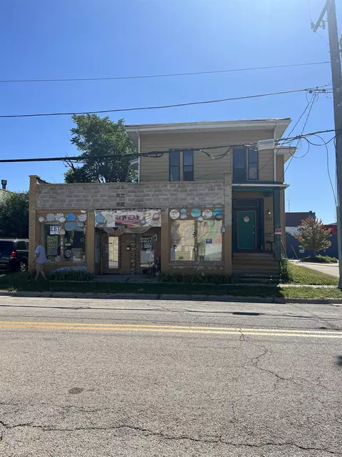 111 N Rockton Ave, Rockford, IL 61103
