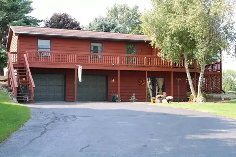 31-60 Wakonda Dr, Lanark, IL 61046