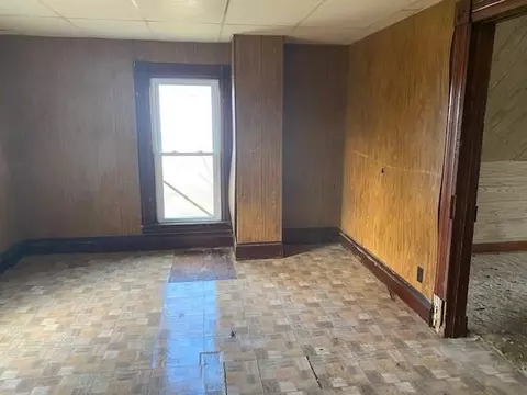 203 S Broad St, Lanark, IL 61046 photo 8