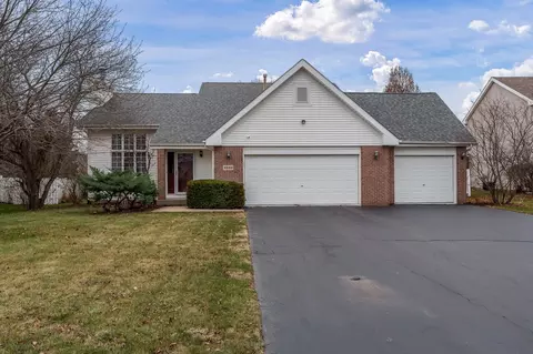 4680 Stirrup Cup Ct, Loves Park, IL 61111