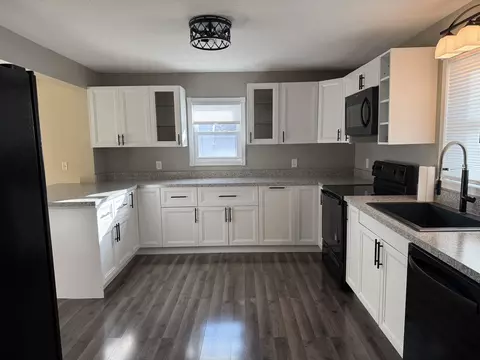 114 S Westside Ave, Lanark, IL 61046 photo 3