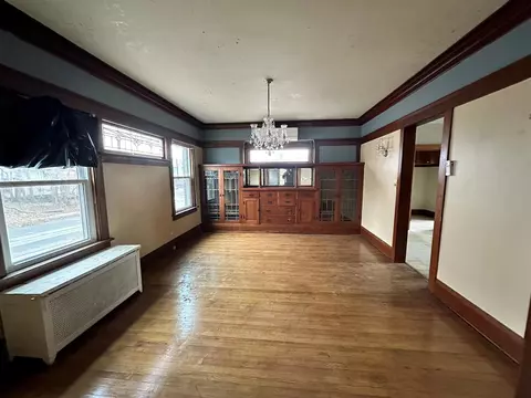 1303 S High Ave, Freeport, IL 61032 photo 13