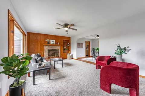 177 Doris Dr, Rockton, IL 61072 photo 4