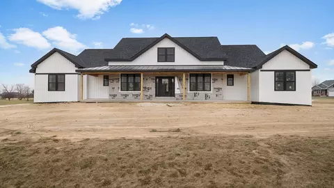 13210 Newbury Ln, Caledonia, IL 61011