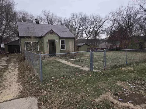 3138 Horton St, Rockford, IL 61109