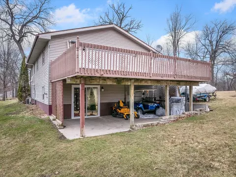 Exterior - 372 Orleans Dr, Lake Summerset, IL 61019 photo 3 of 9