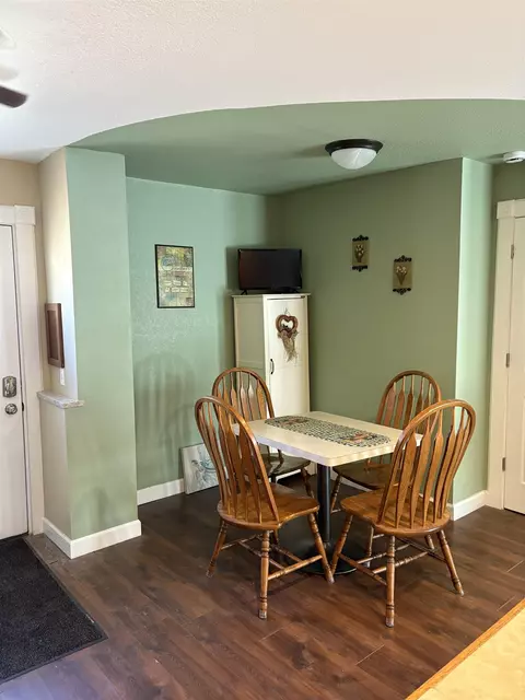 7112 Elevator Rd, Roscoe, IL 61073 photo 21