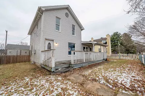 215 Main St, Leaf River, IL 61047 photo 3