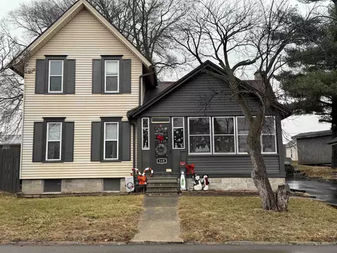 115 W Merchant St, Byron, IL 61010