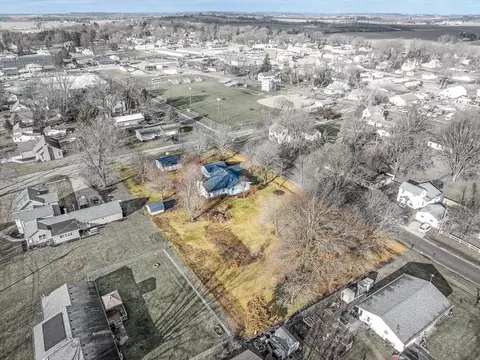 View/Area - 303 E Washington St, Durand, IL 61024 photo 4 of 6