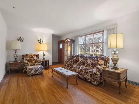 Living - 303 E Washington St, Durand, IL 61024 photo 9 of 9