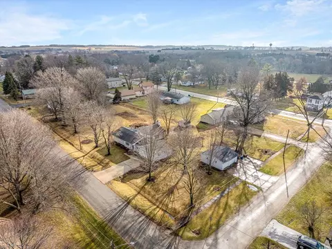 View/Area - 303 E Washington St, Durand, IL 61024 photo 5 of 6