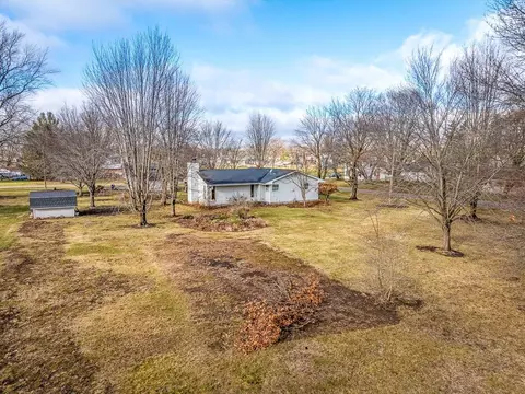 Exterior - 303 E Washington St, Durand, IL 61024 photo 3 of 8