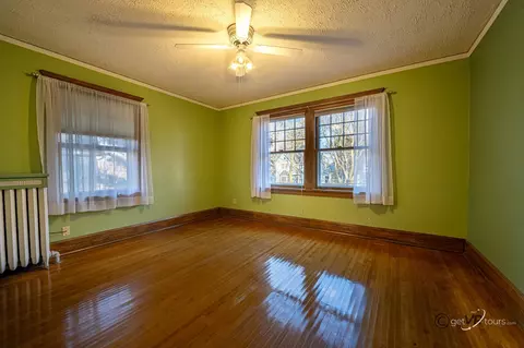 34 N Bailey Ave, Freeport, IL 61032 photo 17