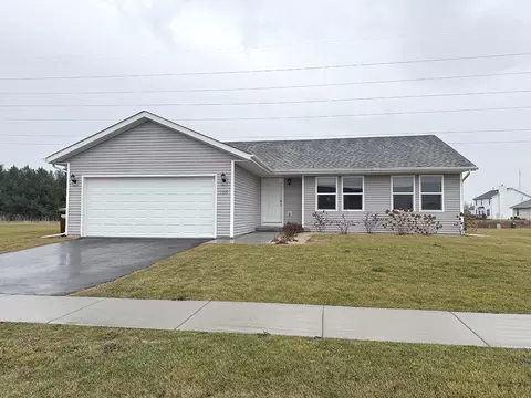 1135 Russell Rd, Belvidere, IL 61008