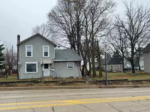 730 W Galena Ave, Freeport, IL 61032