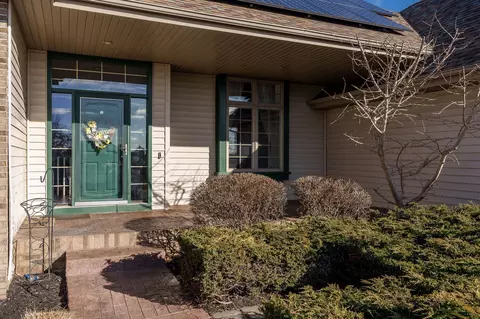7326 Skyview Trl, Roscoe, IL 61073 photo 4