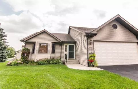 5379 Dierks Dr, Rockford, IL 61108