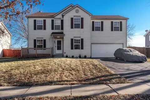 2719 E Winfield Ln, Belvidere, IL 61008