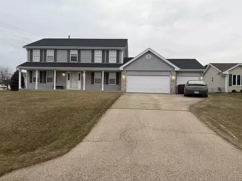 524 Autumnwolf Dr, Davis Junction, IL 61020