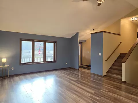484 Orleans Dr, Lake Summerset, IL 61019 photo 5