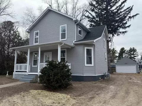 315 S Main St, Kingston, IL 60145