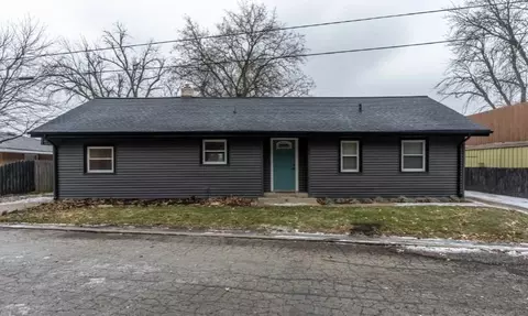 21 Country Club Beech, Rockford, IL 61103