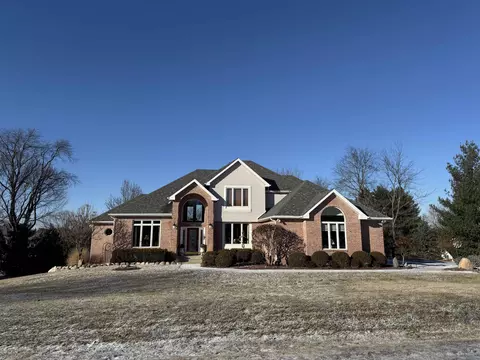 8152 Charissas Pl, Roscoe, IL 61073