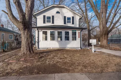 1307 Fairview Ave, Rockford, IL 61101