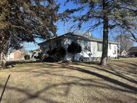 622 Poplar, Savanna, IL 61074