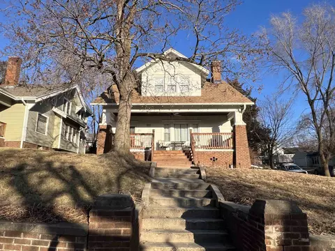 Exterior - 322 S Ottawa Ave, Dixon, IL 61021 photo 5 of 5