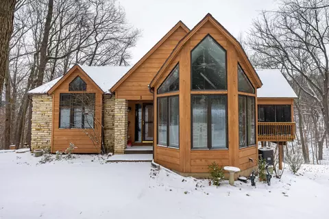 1 Haven Ln, Galena, IL 61036