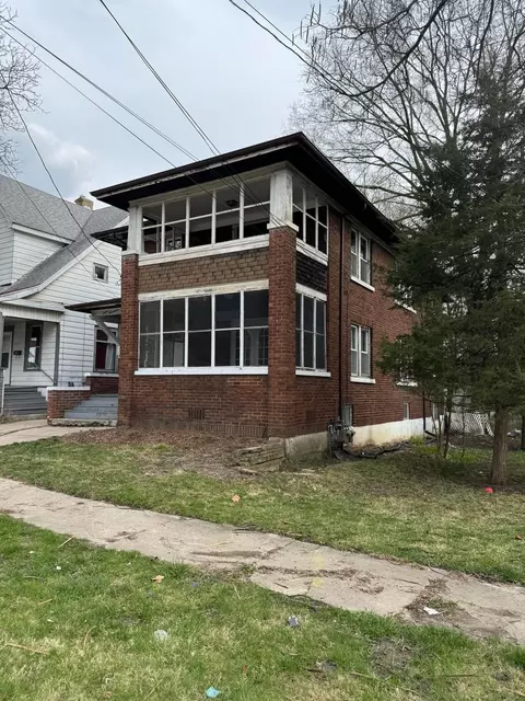 1215 Crosby St, Rockford, IL 61107
