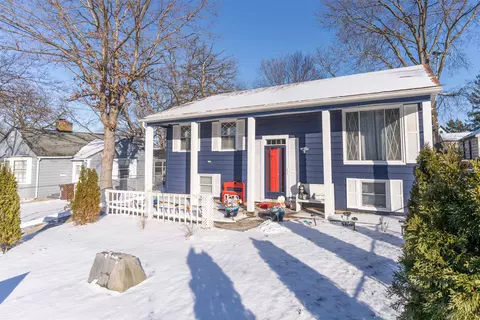 1215 Ridge Ave, Rockford, IL 61103