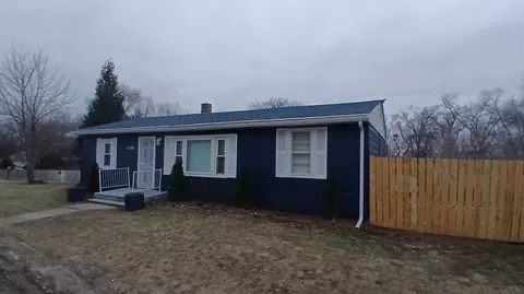 2105 Pershing Ave, Rockford, IL 61109