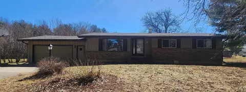 317 E Pine Ln, Shannon, IL 61078
