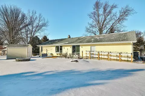 7575 Amy Ln, Roscoe, IL 61073 photo 34