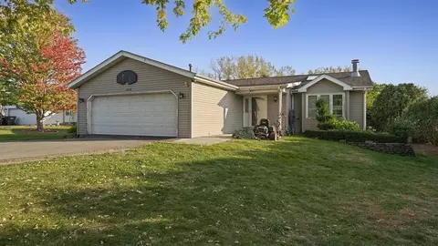 1624 W 9th St, Belvidere, IL 61008