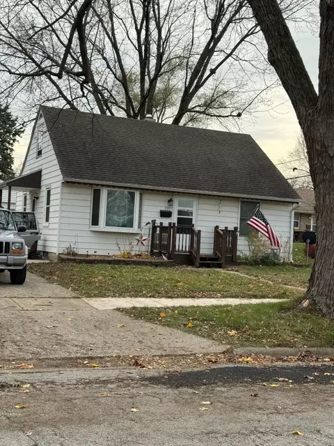 3211 Constance Dr, Rockford, IL 61108