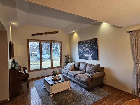 5570 Hodges Run, Roscoe, IL 61073 photo 5