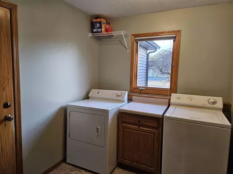 5570 Hodges Run, Roscoe, IL 61073 photo 21