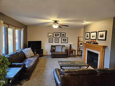 5570 Hodges Run, Roscoe, IL 61073 photo 15