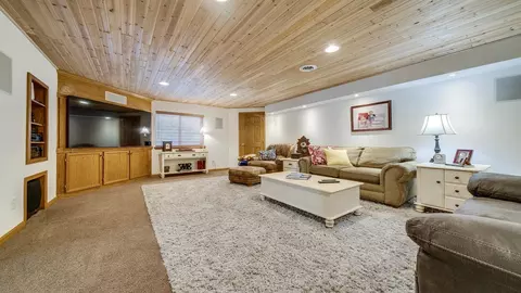5170 E Ashelford Dr, Byron, IL 61010 photo 35