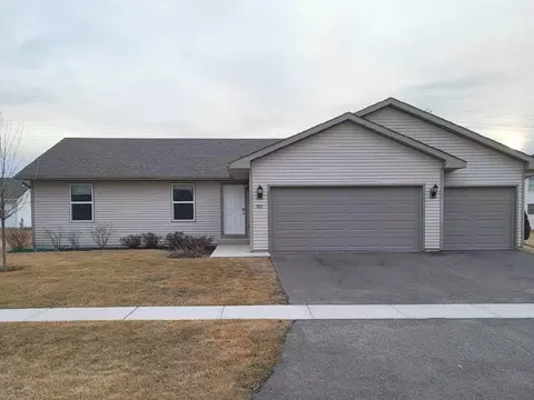 903 Fuller Ln, Belvidere, IL 61008
