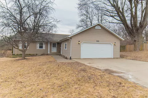 1006 Fulton St, Galena, IL 61036